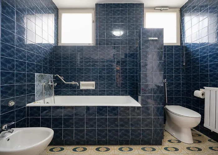 C17 4-bedroom Private Row House With Garden And Parking Lublaň