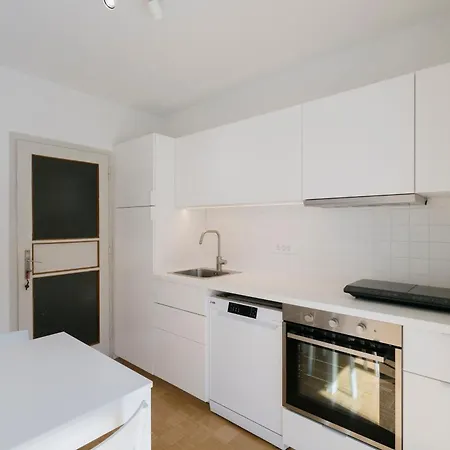 Feriehus C17 4-bedroom Private Row House With Garden And Parking *