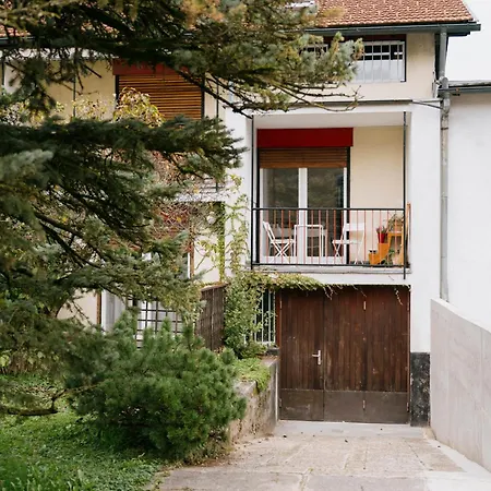 펜션 C17 4-bedroom Private Row House With Garden And Parking